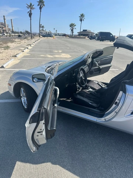 2003 Toyota MR2 Spyder/MR-S - Image 16 of 17