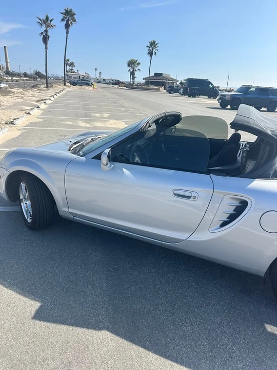 2003 Toyota MR2 Spyder/MR-S - Image 15 of 17