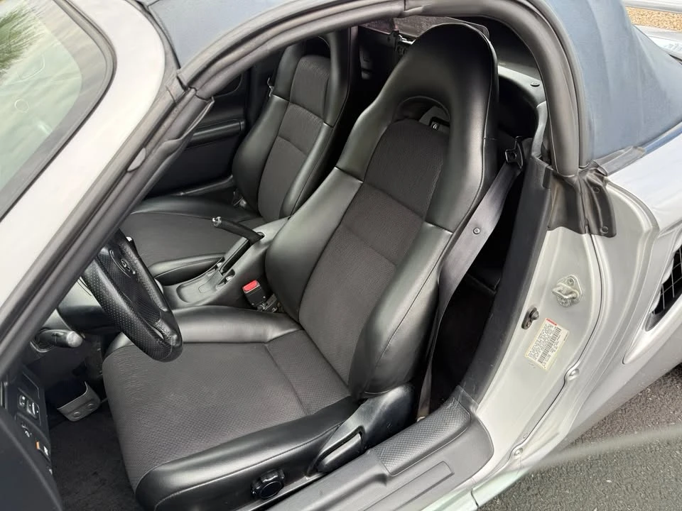 2003 Toyota MR2 Spyder/MR-S - Image 7 of 11