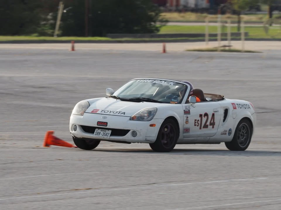 2003 Toyota MR2 Spyder/MR-S - Image 15 of 15