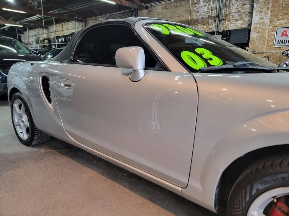 2003 Toyota MR2 Spyder/MR-S - Image 11 of 20