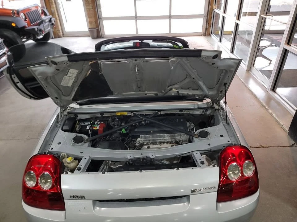2003 Toyota MR2 Spyder/MR-S - Image 19 of 20