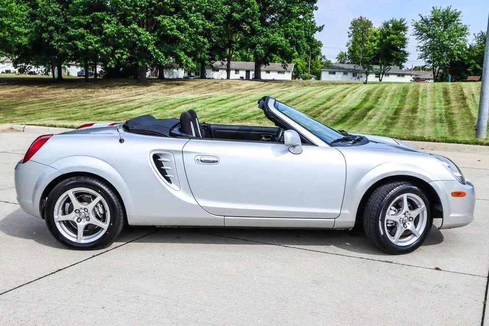 2003 Toyota MR2 Spyder/MR-S - Image 5 of 20