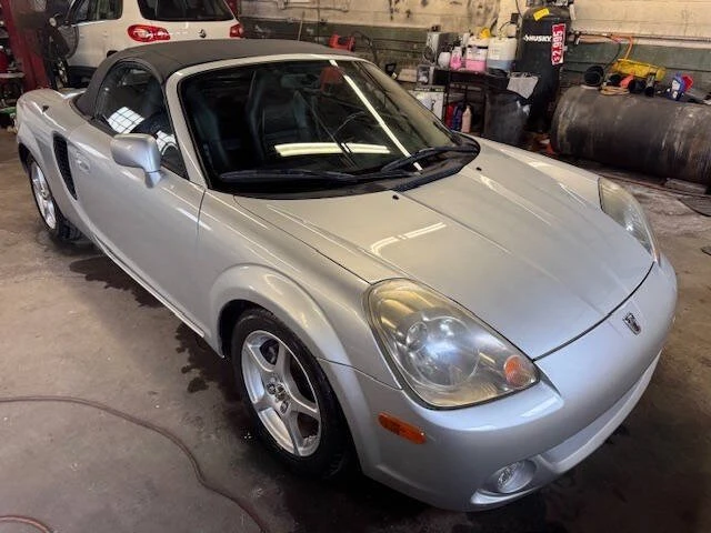 2003 Toyota MR2 Spyder/MR-S - Image 11 of 14
