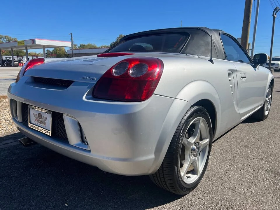 2003 Toyota MR2 Spyder/MR-S - Image 9 of 20