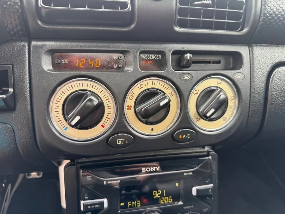 2003 Toyota MR2 Spyder/MR-S - Image 10 of 20