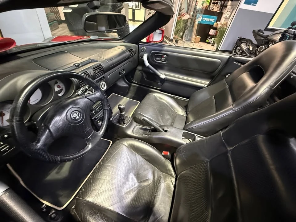 2003 Toyota MR2 Spyder/MR-S - Image 4 of 13