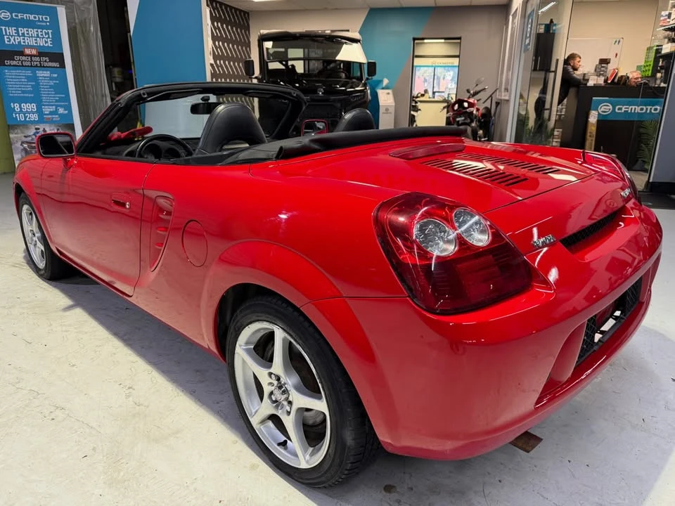 2003 Toyota MR2 Spyder/MR-S - Image 9 of 11