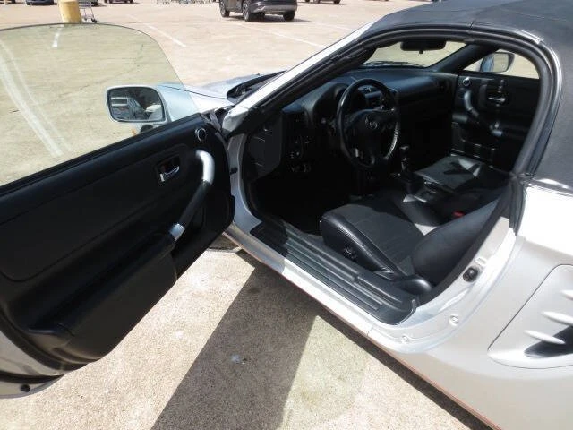 2003 Toyota MR2 Spyder/MR-S - Image 16 of 20