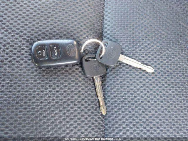 2003 Toyota RAV4 2nd Gen - Image 8 of 13