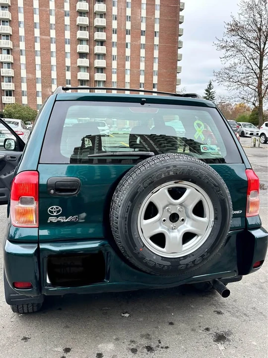 2003 Toyota RAV4 2nd Gen - Image 7 of 17