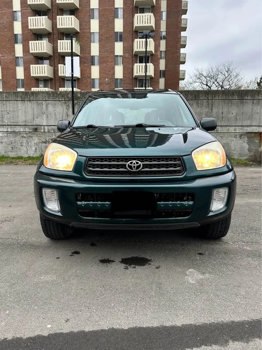 2003 Toyota RAV4 2nd Gen - Image 3 of 17