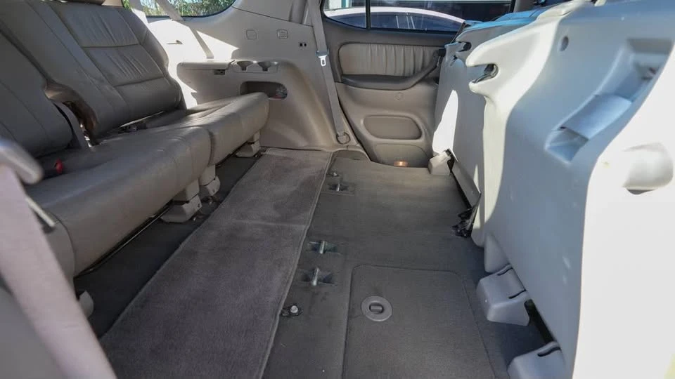 2003 Toyota Sequoia 1st Gen - Image 14 of 19