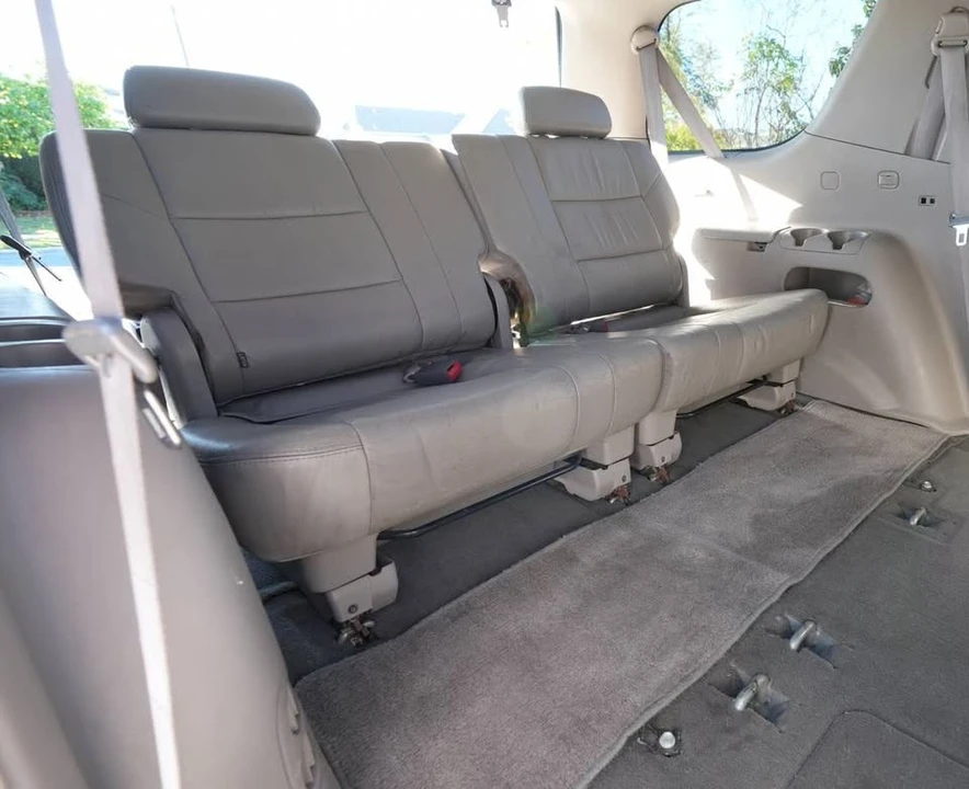 2003 Toyota Sequoia 1st Gen - Image 18 of 19