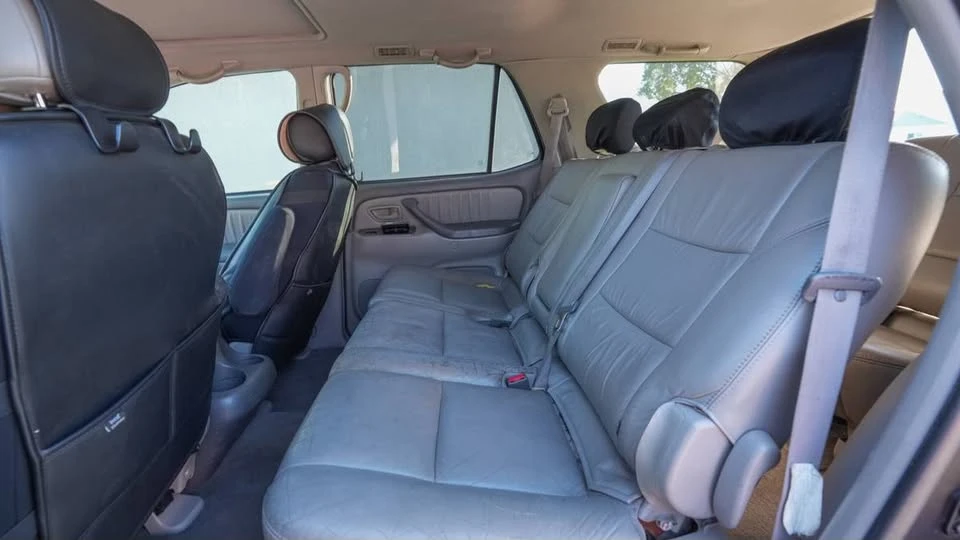2003 Toyota Sequoia 1st Gen - Image 16 of 19