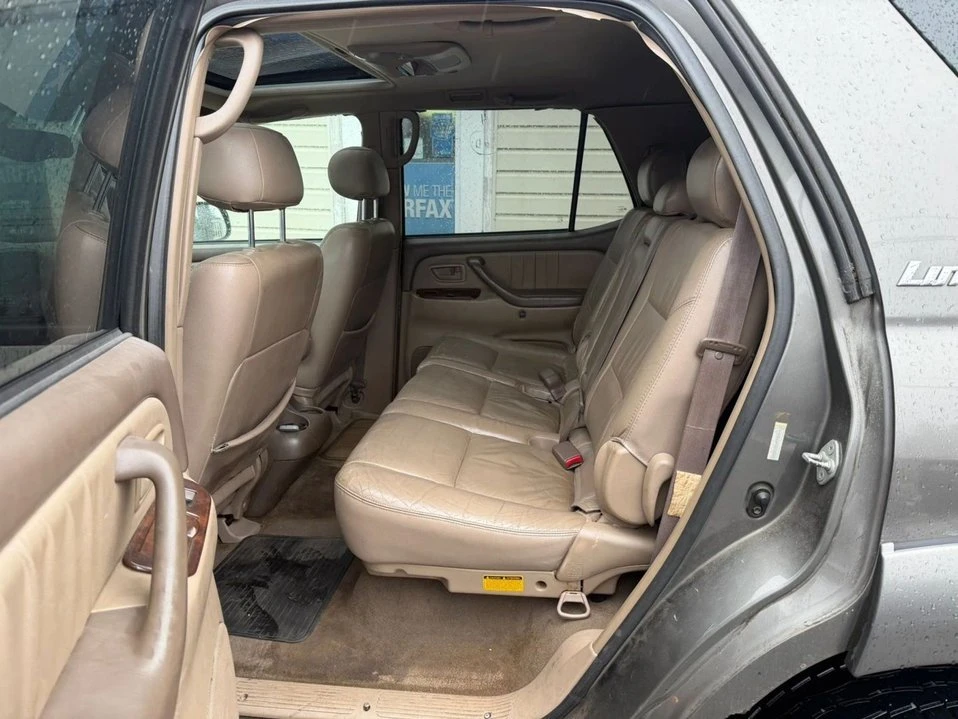 2003 Toyota Sequoia 1st Gen - Image 15 of 19
