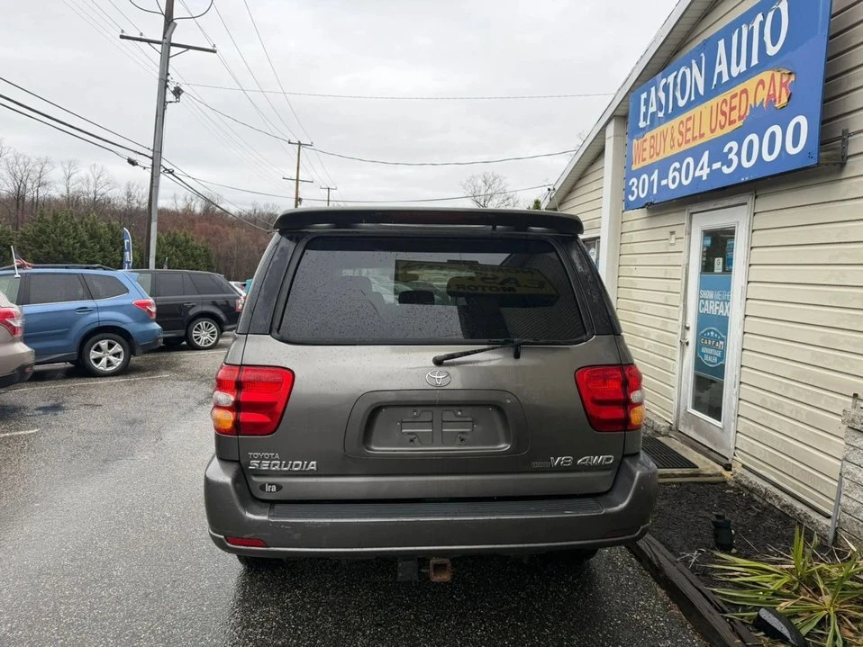 2003 Toyota Sequoia 1st Gen - Image 13 of 19