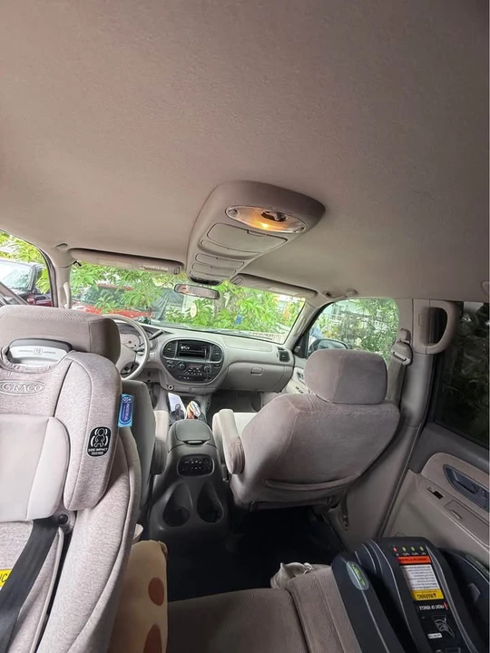2003 Toyota Sequoia 1st Gen - Image 7 of 9