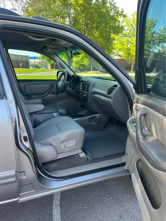 2003 Toyota Sequoia 1st Gen - Image 11 of 11