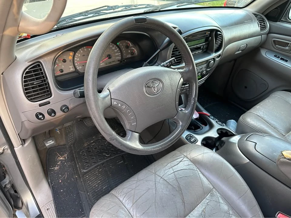 2003 Toyota Sequoia 1st Gen - Image 8 of 20