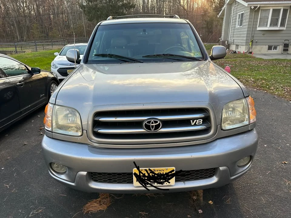 2003 Toyota Sequoia 1st Gen - Image 2 of 20