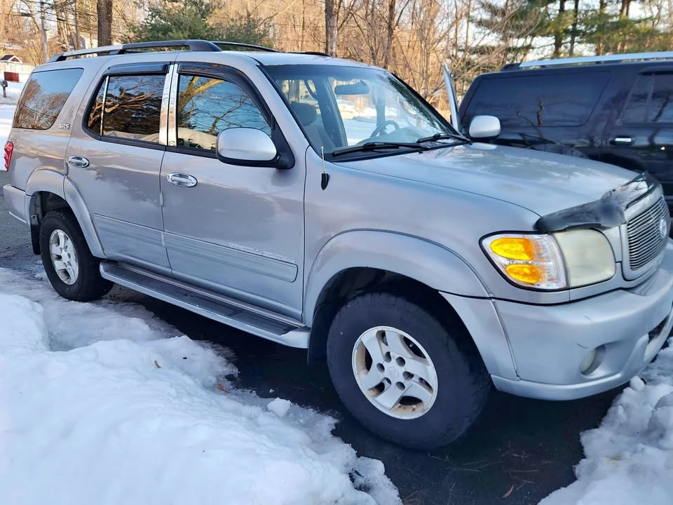 2003 Toyota Sequoia 1st Gen - Image 2 of 14