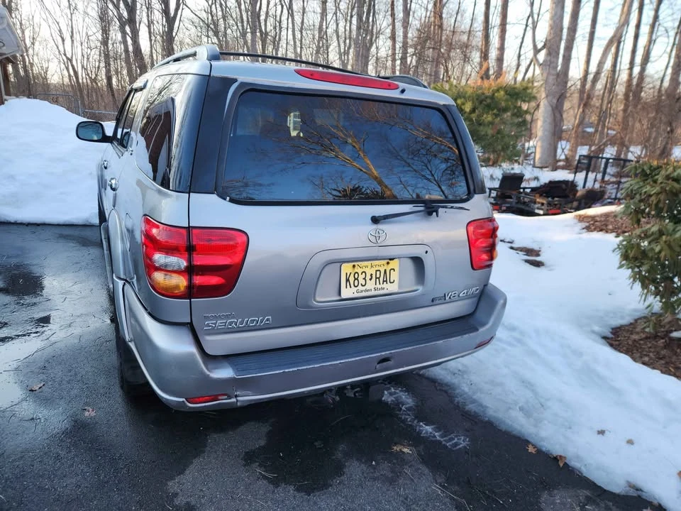 2003 Toyota Sequoia 1st Gen - Image 4 of 14