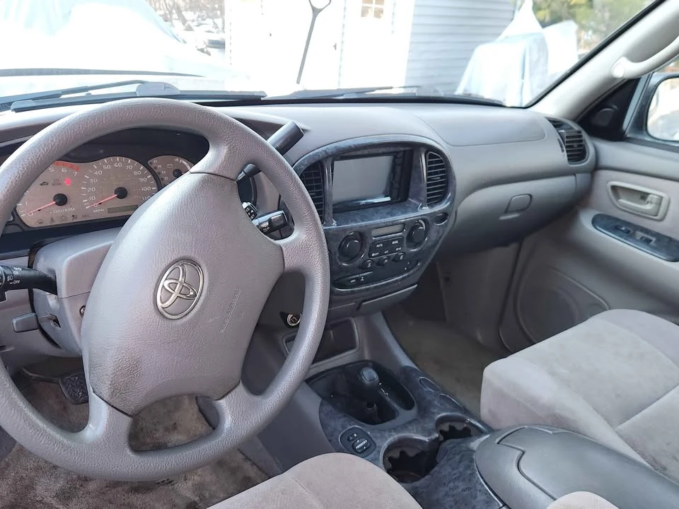 2003 Toyota Sequoia 1st Gen - Image 8 of 14