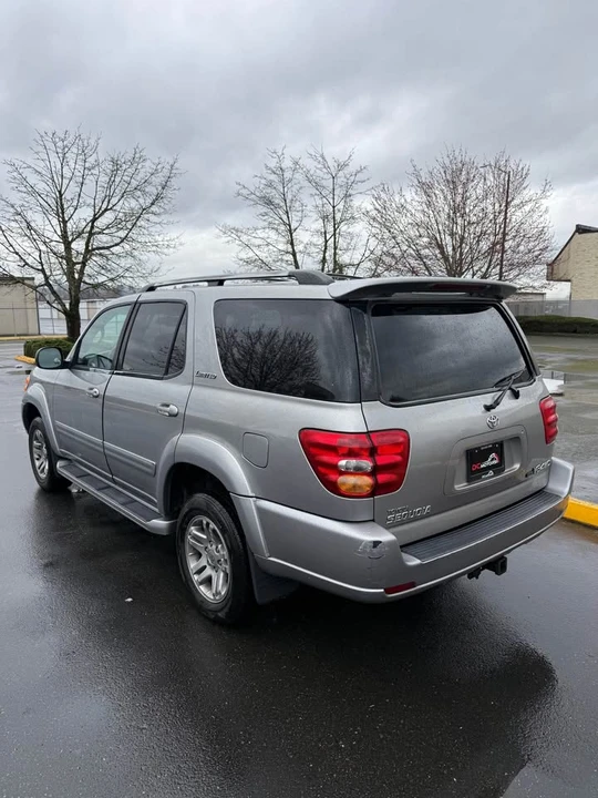 2003 Toyota Sequoia 1st Gen - Image 8 of 15