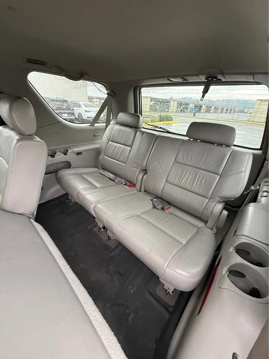 2003 Toyota Sequoia 1st Gen - Image 14 of 15
