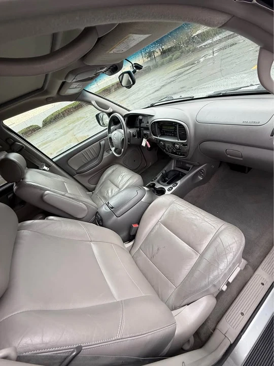 2003 Toyota Sequoia 1st Gen - Image 11 of 15