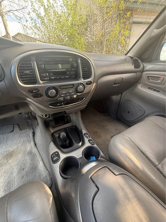 2003 Toyota Sequoia 1st Gen - Image 6 of 10