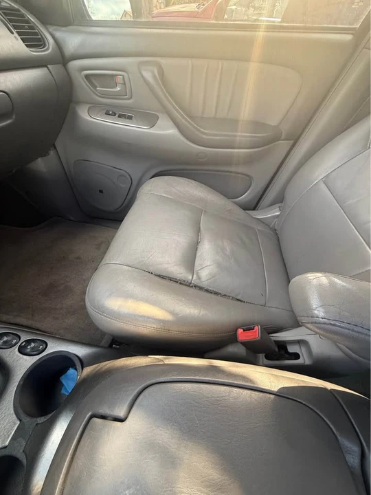 2003 Toyota Sequoia 1st Gen - Image 7 of 10