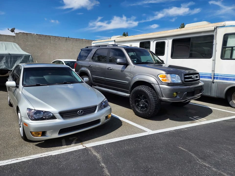 2003 Toyota Sequoia 1st Gen - Image 5 of 13
