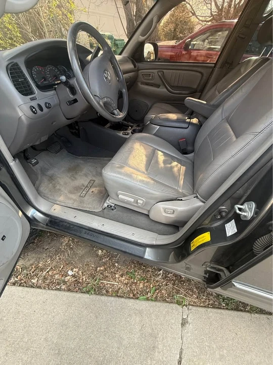 2003 Toyota Sequoia 1st Gen - Image 5 of 10