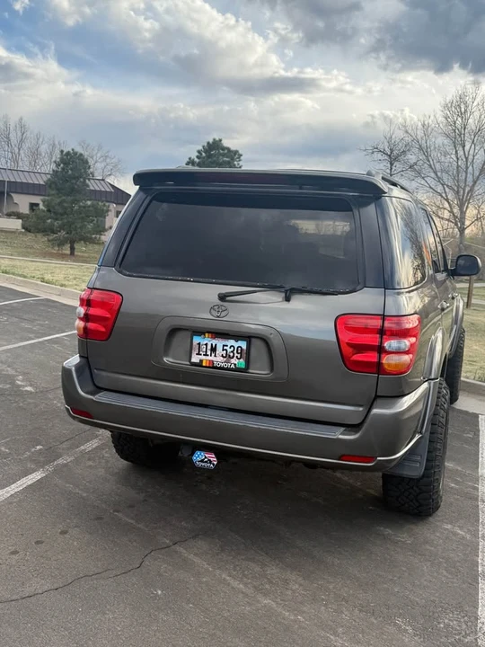 2003 Toyota Sequoia 1st Gen - Image 4 of 10