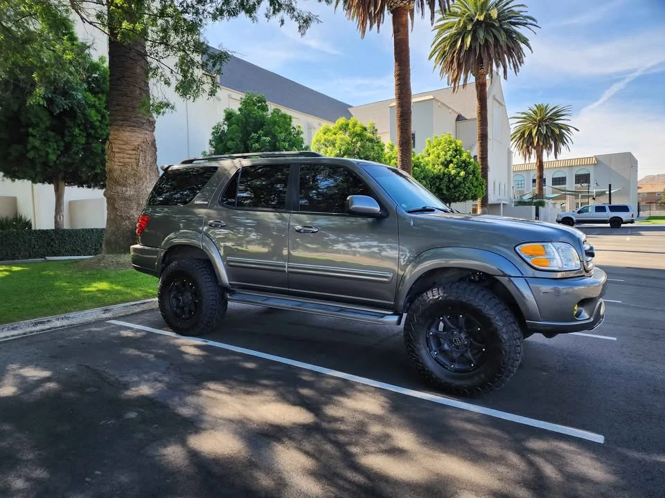 2003 Toyota Sequoia 1st Gen - Image 8 of 13
