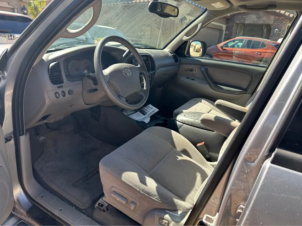 2003 Toyota Sequoia 1st Gen - Image 5 of 8