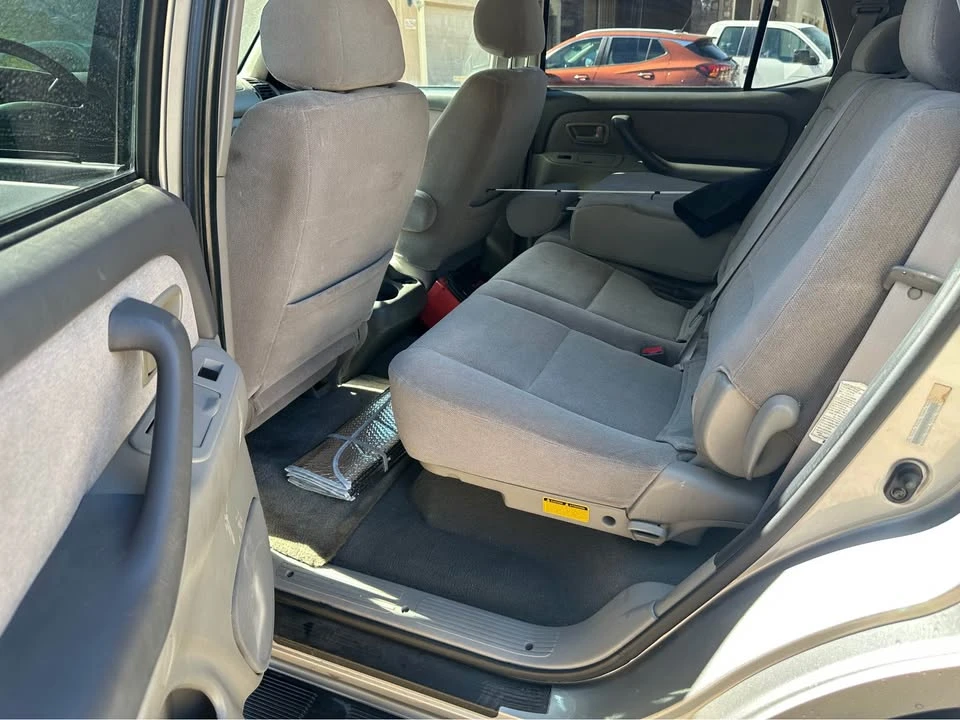 2003 Toyota Sequoia 1st Gen - Image 6 of 8