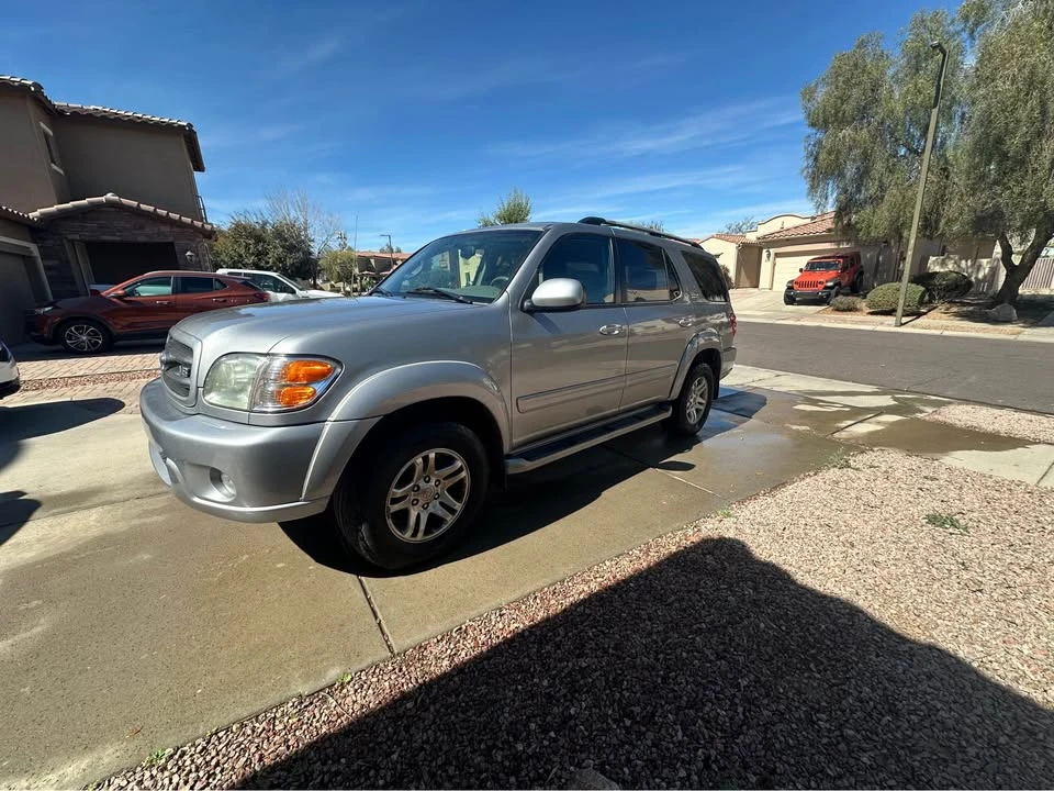 2003 Toyota Sequoia 1st Gen - Image 2 of 8
