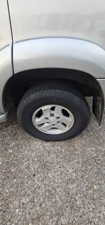 2003 Toyota Sequoia 1st Gen - Image 10 of 11