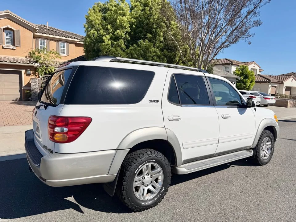2003 Toyota Sequoia 1st Gen - Image 7 of 18