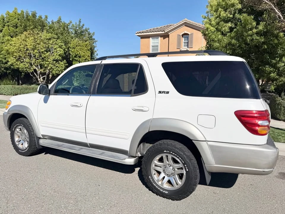 2003 Toyota Sequoia 1st Gen - Image 12 of 18