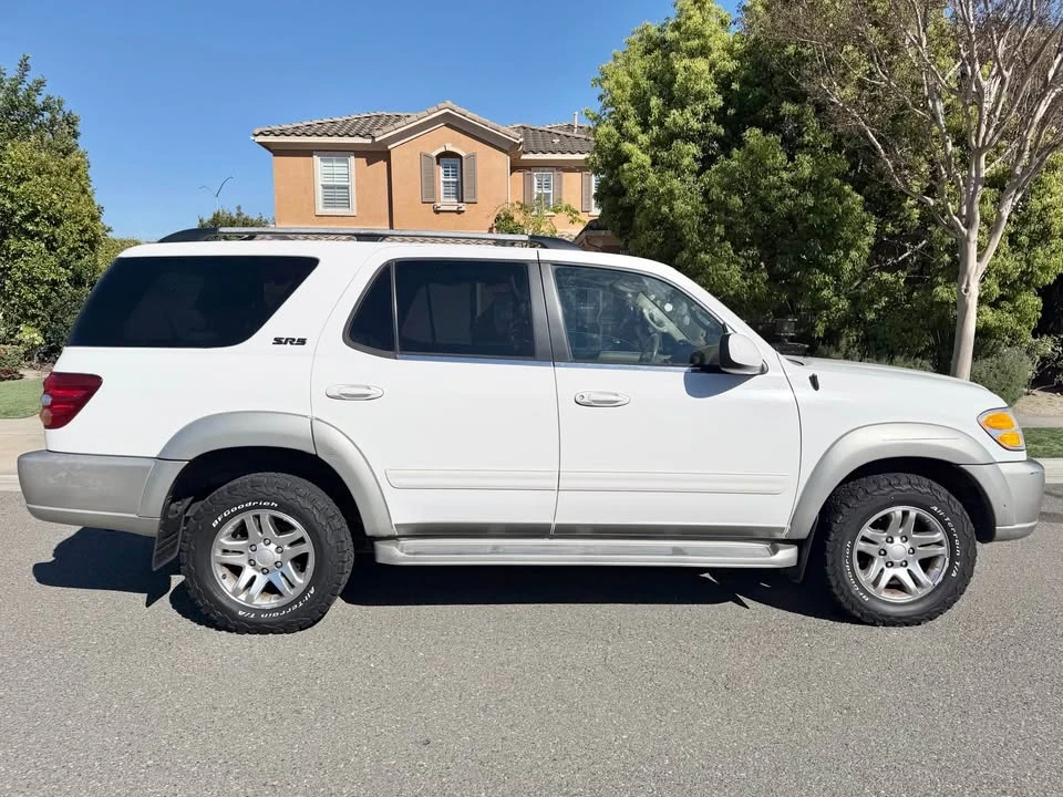 2003 Toyota Sequoia 1st Gen - Image 8 of 18