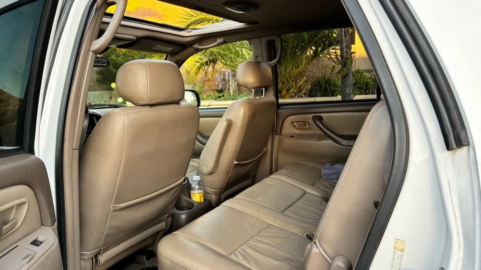 2003 Toyota Sequoia 1st Gen - Image 17 of 18