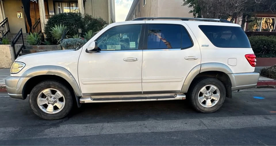 2003 Toyota Sequoia 1st Gen - Image 2 of 16