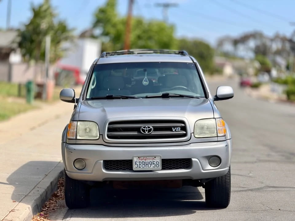 2003 Toyota Sequoia 1st Gen - Image 2 of 17