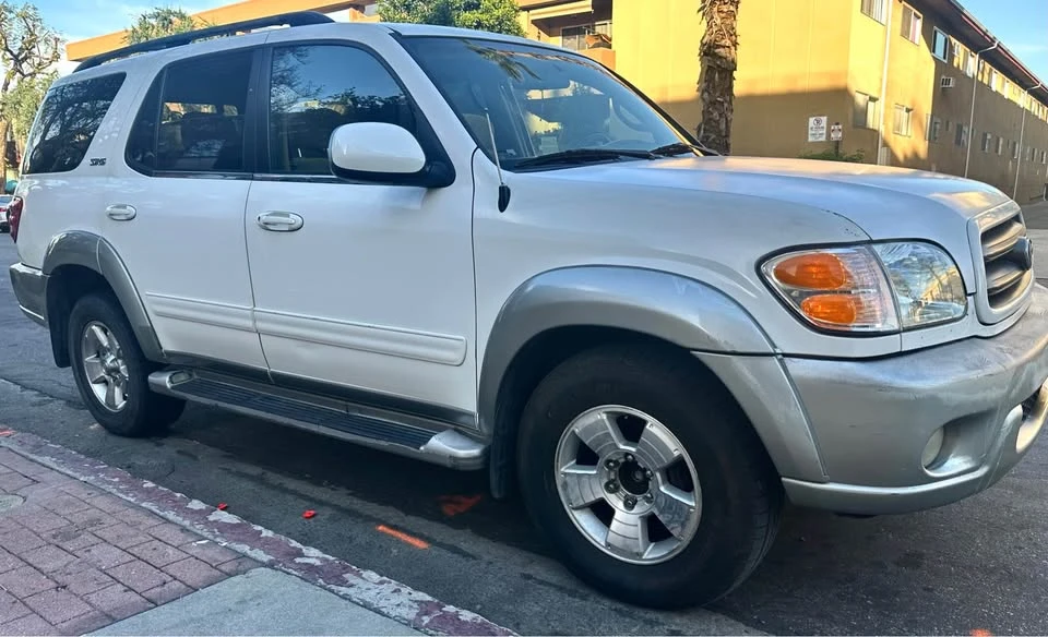 2003 Toyota Sequoia 1st Gen - Image 7 of 16