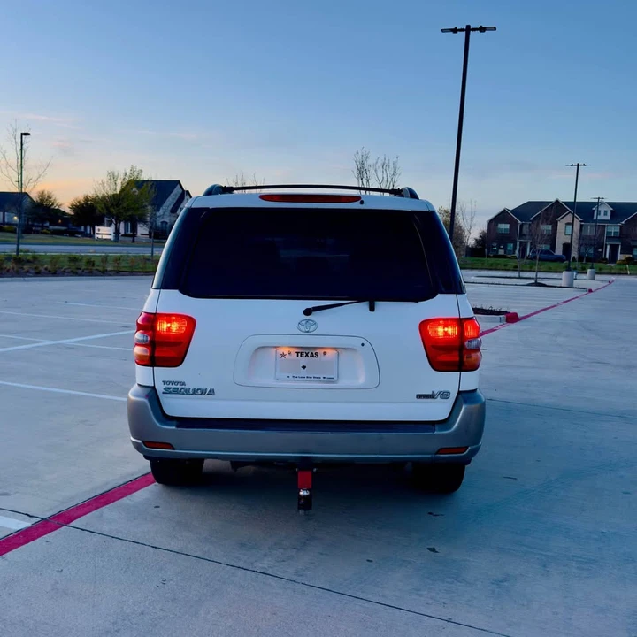 2003 Toyota Sequoia 1st Gen - Image 9 of 9