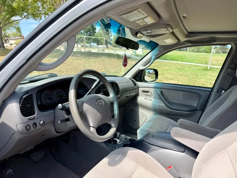 2003 Toyota Sequoia 1st Gen - Image 9 of 17